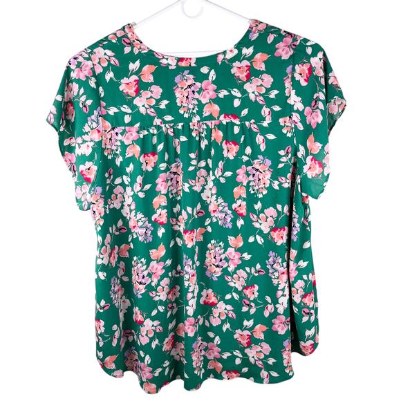 Torrid V-Neck Blouse Tunic Green Pink Floral 5 Spring - Picture 2 of 11
